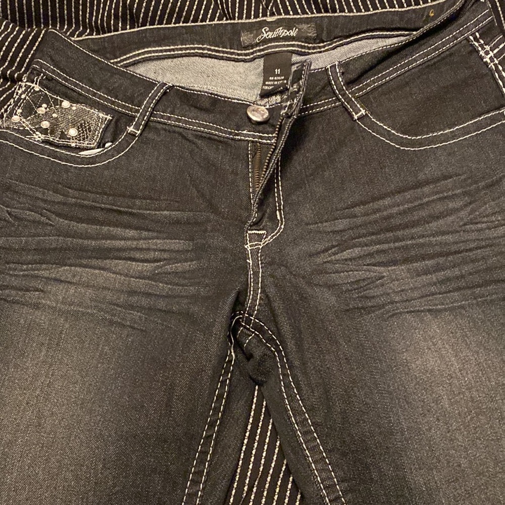 Jeans - Picture 2 of 3